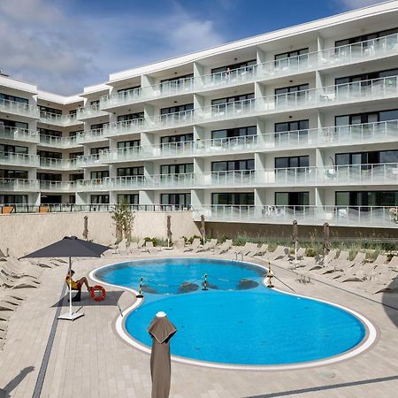 Polanki Aqua Apartment With Parking By Renters Prestige Kołobrzeg Kültér fotó