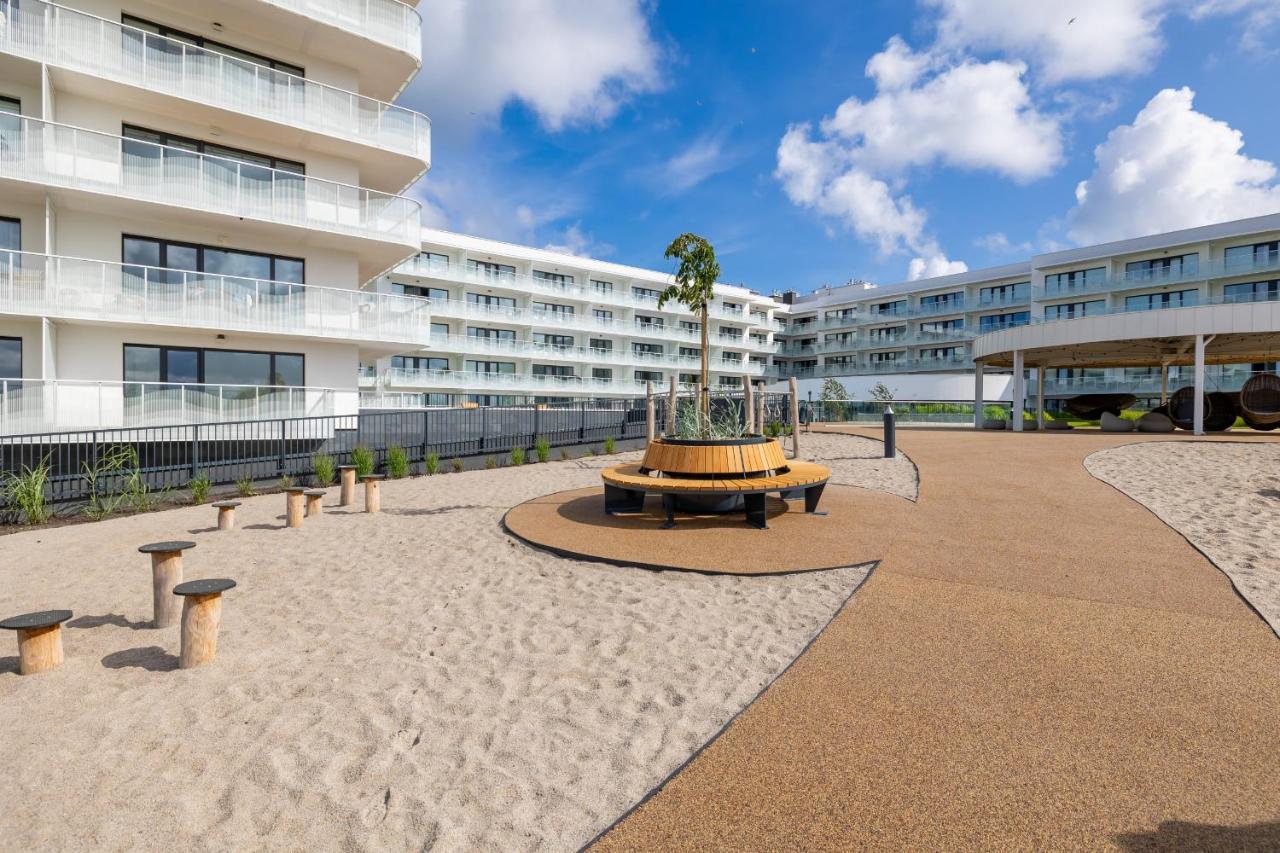 Polanki Aqua Apartment With Parking By Renters Prestige Kołobrzeg Kültér fotó